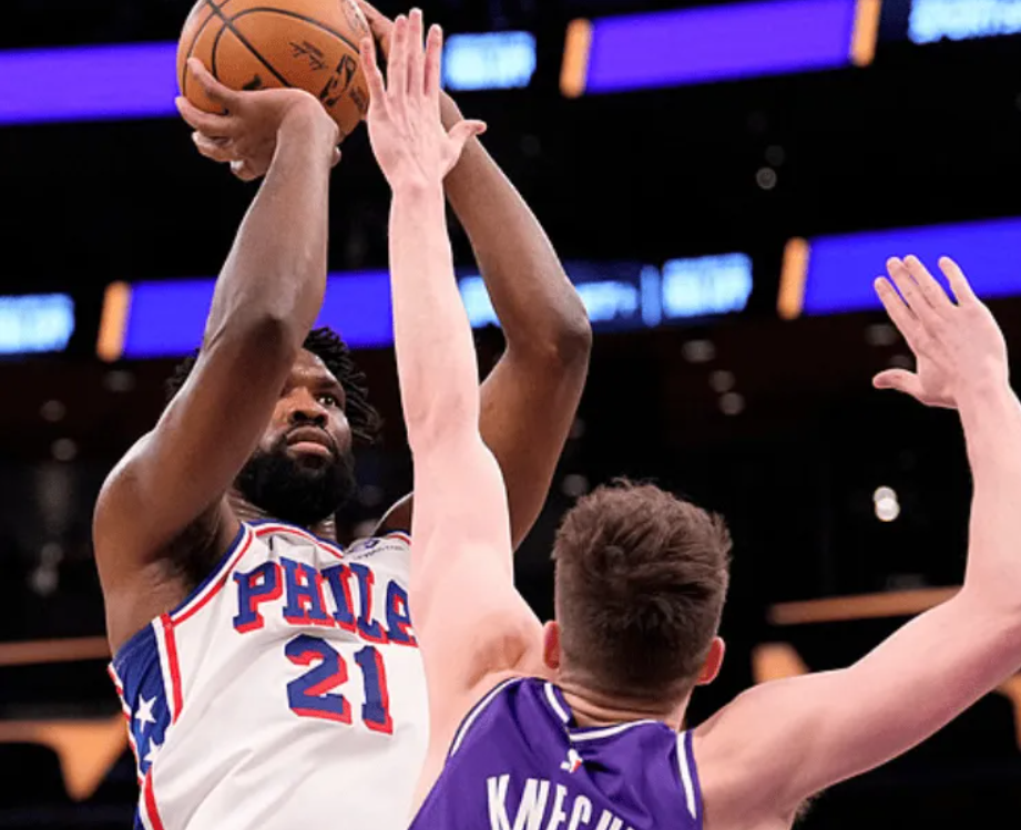 K1体育官方-大逆转！湖人双杀76人，詹姆斯一战连创3大神迹，东契奇腿筋重伤